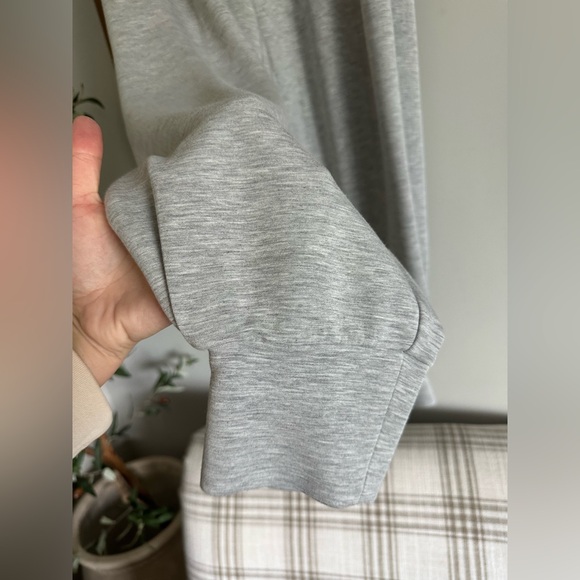 Varley The Relaxed Pant 27.5" sz M in Gray - Picture 5 of 11